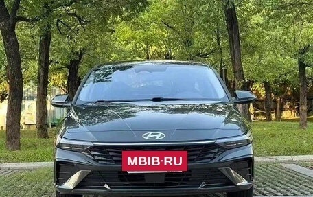 Hyundai Elantra, 2022 год, 1 300 000 рублей, 2 фотография