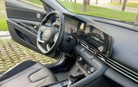 Hyundai Elantra, 2022 год, 1 300 000 рублей, 9 фотография