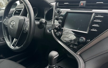 Toyota Camry, 2020 год, 2 420 000 рублей, 14 фотография