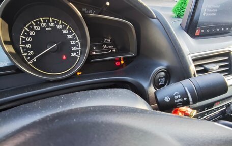 Mazda 3, 2017 год, 1 700 000 рублей, 9 фотография