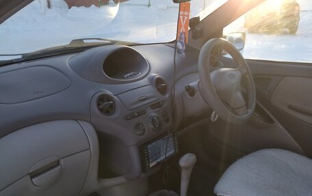 Toyota Platz, 2001 год, 415 000 рублей, 20 фотография