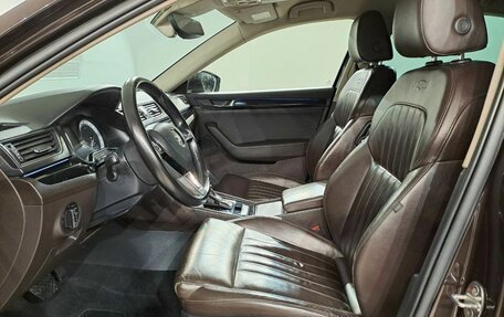 Skoda Superb III рестайлинг, 2016 год, 1 390 000 рублей, 13 фотография