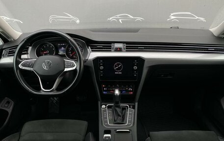 Volkswagen Passat B8 рестайлинг, 2021 год, 2 855 300 рублей, 7 фотография