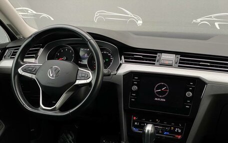 Volkswagen Passat B8 рестайлинг, 2021 год, 2 855 300 рублей, 15 фотография