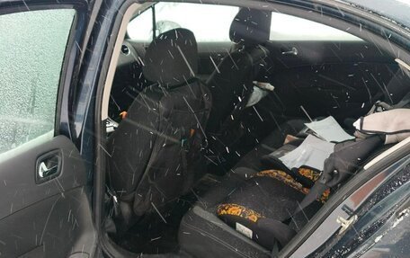 Peugeot 408 I рестайлинг, 2013 год, 700 000 рублей, 4 фотография