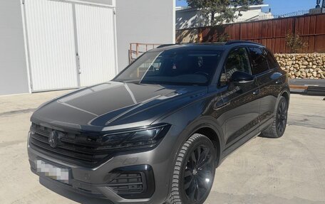 Volkswagen Touareg III, 2019 год, 6 200 000 рублей, 2 фотография