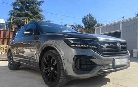 Volkswagen Touareg III, 2019 год, 6 200 000 рублей, 5 фотография