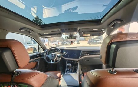 Volkswagen Touareg III, 2019 год, 6 200 000 рублей, 12 фотография