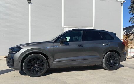 Volkswagen Touareg III, 2019 год, 6 200 000 рублей, 29 фотография