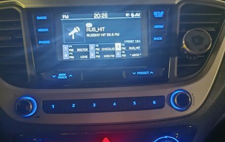 Hyundai Solaris II рестайлинг, 2018 год, 1 400 000 рублей, 11 фотография