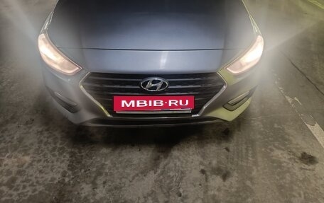 Hyundai Solaris II рестайлинг, 2018 год, 1 400 000 рублей, 9 фотография