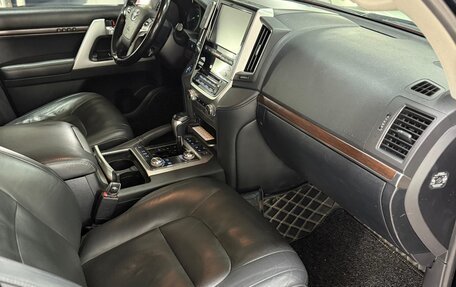 Toyota Land Cruiser 200, 2020 год, 6 500 000 рублей, 12 фотография