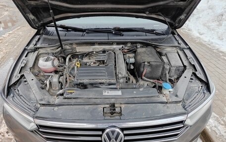 Volkswagen Passat B8 рестайлинг, 2016 год, 1 350 000 рублей, 13 фотография