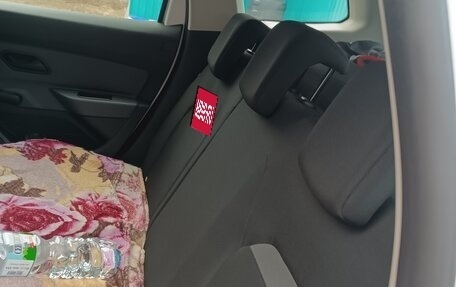 Renault Duster I рестайлинг, 2018 год, 1 300 000 рублей, 4 фотография