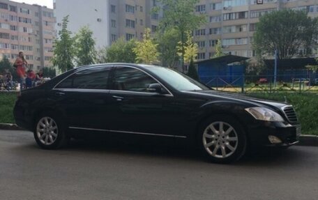 Mercedes-Benz S-Класс, 2006 год, 1 000 000 рублей, 2 фотография