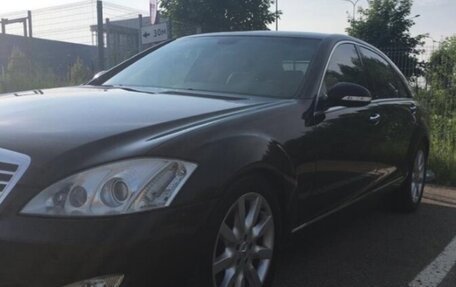 Mercedes-Benz S-Класс, 2006 год, 1 000 000 рублей, 3 фотография