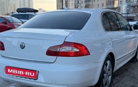 Skoda Superb III рестайлинг, 2012 год, 1 030 000 рублей, 7 фотография