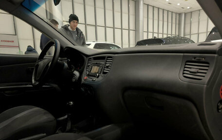 KIA Rio II, 2009 год, 550 000 рублей, 11 фотография