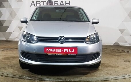 Volkswagen Polo VI (EU Market), 2013 год, 892 000 рублей, 2 фотография