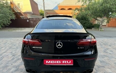 Mercedes-Benz E-Класс, 2017 год, 4 290 000 рублей, 8 фотография