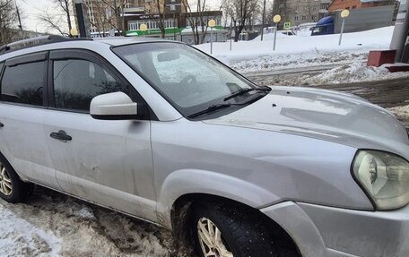 Hyundai Tucson III, 2005 год, 530 000 рублей, 6 фотография