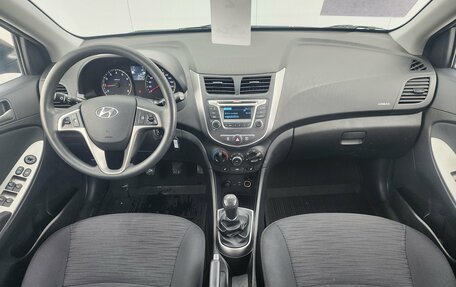 Hyundai Solaris II рестайлинг, 2016 год, 1 060 000 рублей, 15 фотография