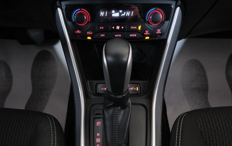 Suzuki SX4 II рестайлинг, 2019 год, 3 099 000 рублей, 18 фотография