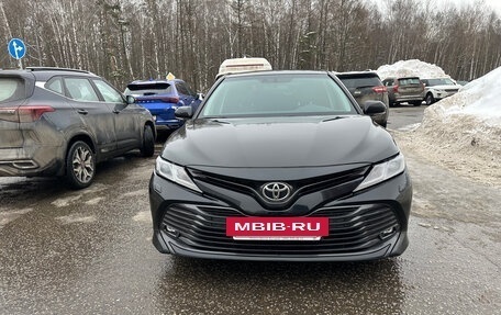 Toyota Camry, 2018 год, 2 200 000 рублей, 3 фотография
