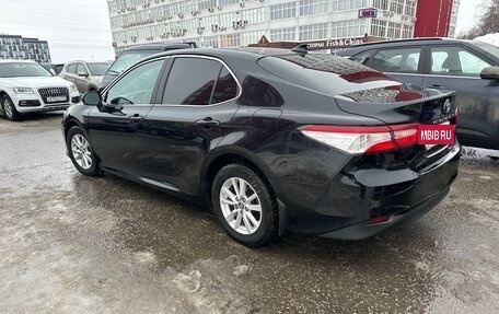 Toyota Camry, 2018 год, 2 200 000 рублей, 6 фотография