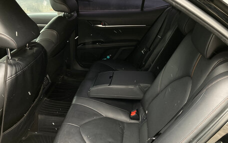 Toyota Camry, 2018 год, 2 200 000 рублей, 24 фотография