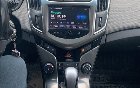 Chevrolet Cruze II, 2013 год, 600 000 рублей, 6 фотография