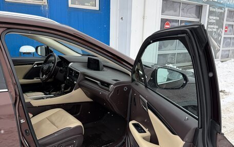 Lexus RX IV рестайлинг, 2016 год, 3 750 000 рублей, 33 фотография