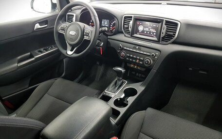 KIA Sportage IV рестайлинг, 2018 год, 2 295 000 рублей, 7 фотография