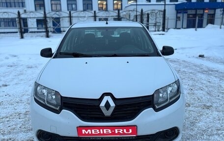 Renault Logan II, 2017 год, 425 000 рублей, 1 фотография