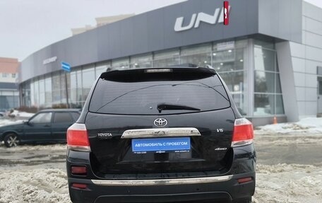 Toyota Highlander III, 2013 год, 1 690 000 рублей, 5 фотография