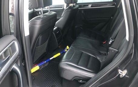 Volkswagen Touareg III, 2015 год, 2 850 000 рублей, 7 фотография