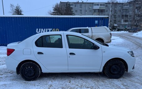 Renault Logan II, 2017 год, 425 000 рублей, 8 фотография