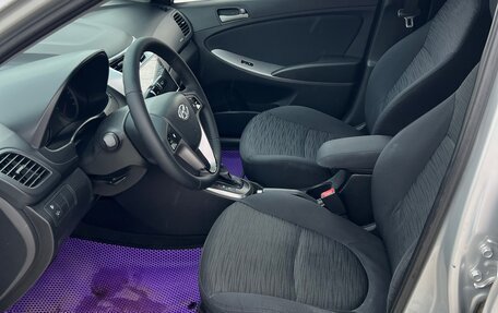 Hyundai Solaris II рестайлинг, 2015 год, 830 000 рублей, 5 фотография