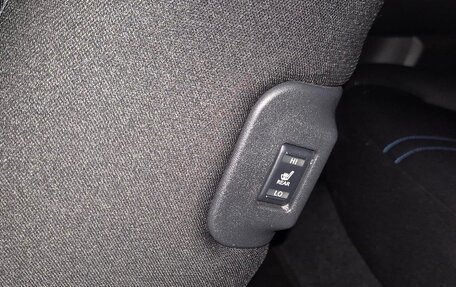 Nissan Leaf II, 2018 год, 2 249 000 рублей, 10 фотография