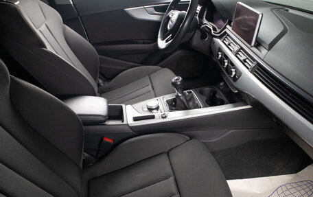 Audi A4, 2017 год, 2 549 000 рублей, 17 фотография