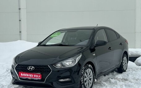 Hyundai Solaris II рестайлинг, 2018 год, 1 370 000 рублей, 1 фотография