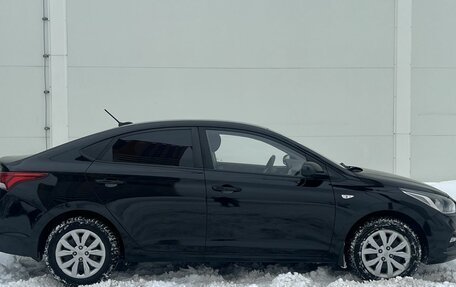 Hyundai Solaris II рестайлинг, 2018 год, 1 370 000 рублей, 5 фотография