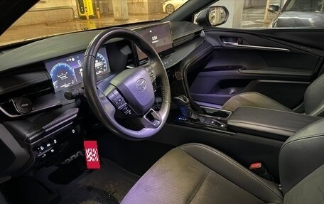 Toyota Camry, 2024 год, 3 600 000 рублей, 14 фотография