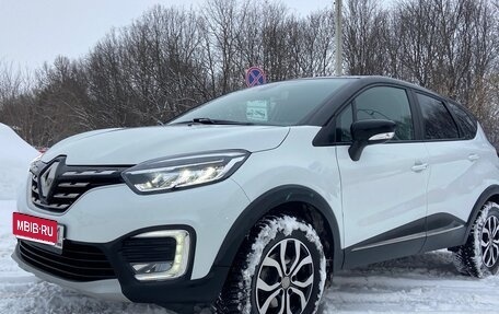 Renault Kaptur I рестайлинг, 2021 год, 1 820 000 рублей, 1 фотография