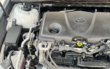 Toyota Camry, 2021 год, 4 050 000 рублей, 8 фотография