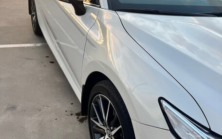 Toyota Camry, 2021 год, 4 050 000 рублей, 10 фотография