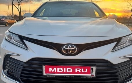 Toyota Camry, 2021 год, 4 050 000 рублей, 5 фотография