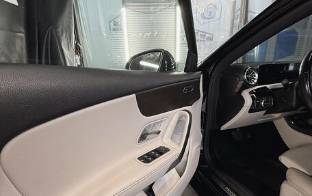 Mercedes-Benz A-Класс, 2019 год, 2 450 000 рублей, 5 фотография