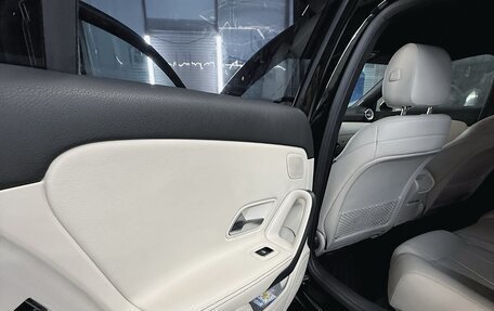 Mercedes-Benz A-Класс, 2019 год, 2 450 000 рублей, 4 фотография