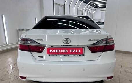 Toyota Camry, 2016 год, 2 290 000 рублей, 10 фотография